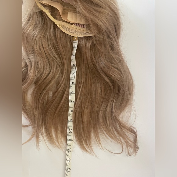 Chelsey Smith Crowns, CSC, Jesslyn Strawberry Platinum Petite Wig NWT - Picture 11 of 16